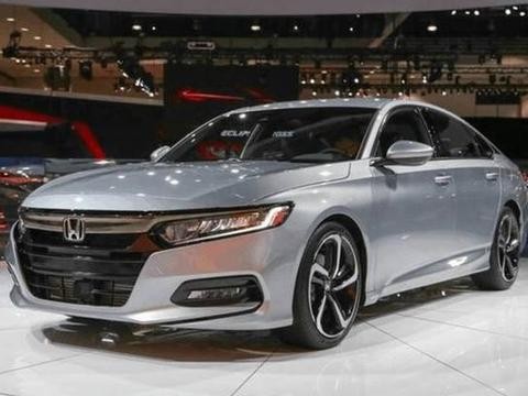 2.0T涡轮搭10AT，16万起明年3月见！