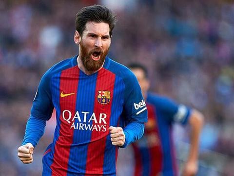 2018年世界杯 “绿茵明星”跟“汽车英雄”谁更迷妹？