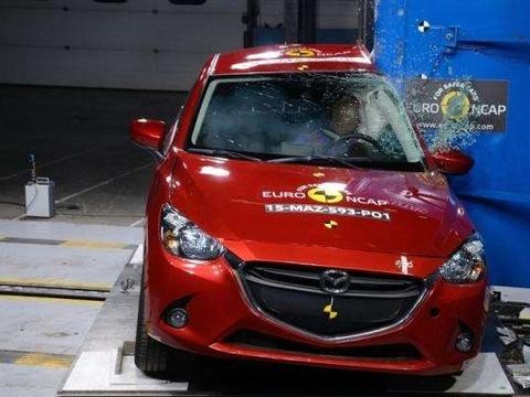 工程师揭秘，日系车皮薄是为了保护乘客的安全