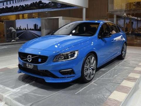 沃尔沃家族中拥有安全性能的典范，简约时尚