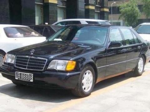 最低调的80后富豪，日赚千万却开飞度上班，换新车也不超15万