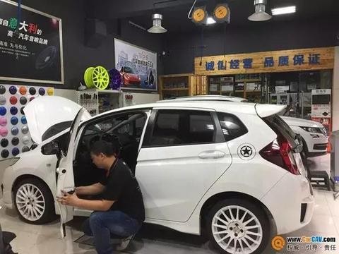 原车隔音到底有多鸡肋？本田飞度果断全车隔音改装！