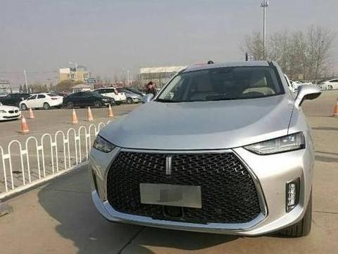 哈弗这次很认真，新车美了雷克萨斯一脸！一箱油随便跑7百公里！