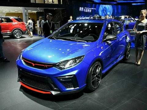 国产终于有钢炮了！2.0T发动机，干掉GTI只有它