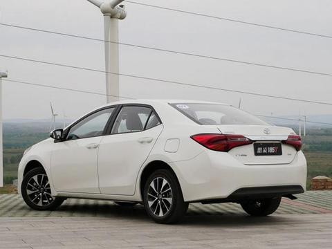 十万元买台代步轿车，为啥更多人选择
合资车？理由都在这里啦！