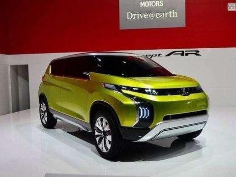 三菱再推8万级亲民SUV,悬浮大屏配四驱，仅5个油