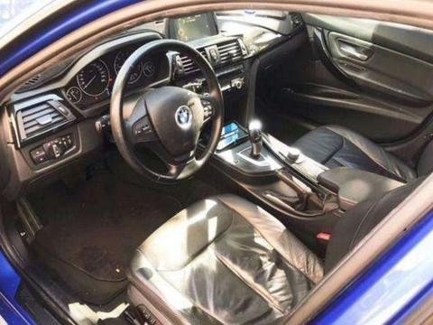 新车34万，现在只需24万，开回乡下走亲戚，丈母娘开心地到处炫耀