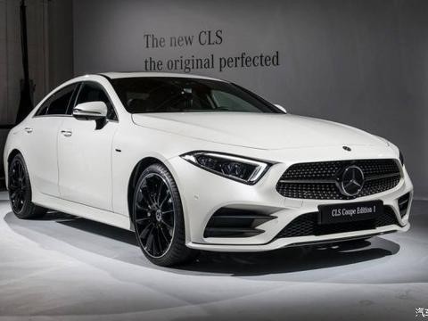 奔驰最美轿车大换代，为何网友大骂不如不换代？