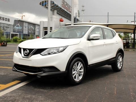 既然小型SUV市场很火爆 小编凑热闹的推荐两款车