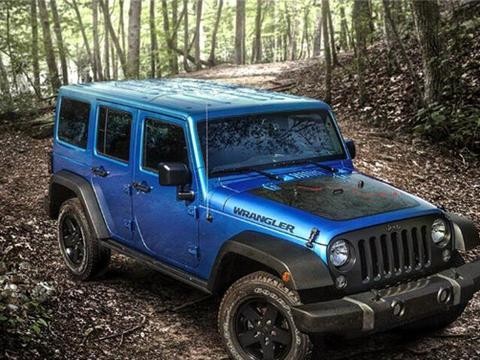 《战狼2》里除了北汽bj60，冷锋还适合开这些车！