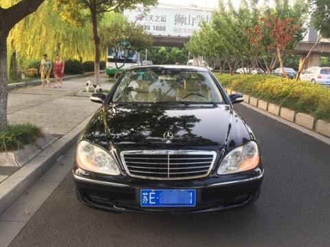 山东小伙花13万元买台奔驰S350：22万公里，开的小伙直后悔