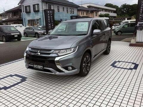 比摩托车省油，性能吊打途观，这合资七座仅16万，配四驱油耗1.9