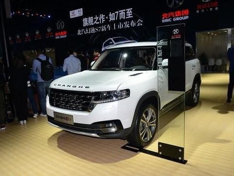 又一款“国产路虎”即将上市，售价7万起，光听名字就很厉害！
