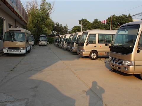 丰田考斯特/柯斯达公商两用的大众情人