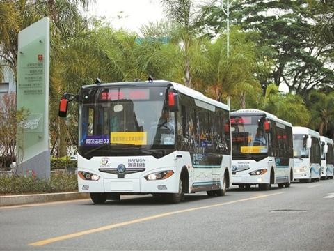 试验距离短、速度慢、配驾驶员，首次无人驾驶公交是噱头？