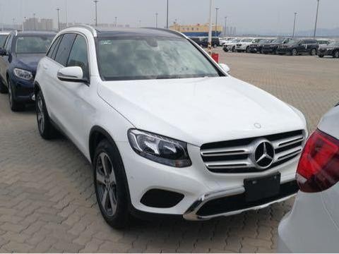 18款进口奔驰GLC300外观大气内饰奢华