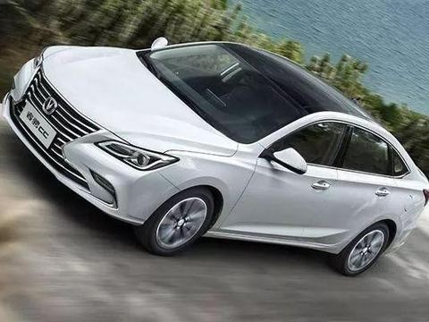 长安轿车品牌全面升级完成，新车型睿骋CC即将面世，拭目以待吧