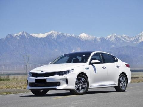 起亚K5降4万求生，比荣威i6还便宜1万还要什么帕萨特