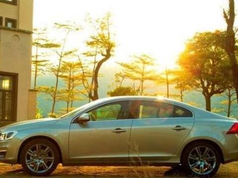 19万买豪华B级车, 比雷克萨斯环保, 奔驰安全性不如他