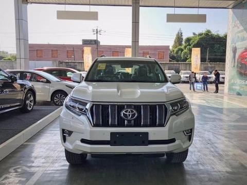 2018款普拉多到店实车，顶配原来是这样的