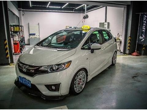 花钱买快乐 女神改装飞度实现自我风格（内附福利）