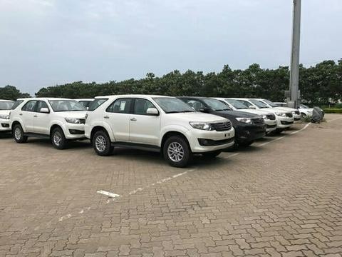 2015款丰田奔跑者 没有辜负了它硬派SUV的名号