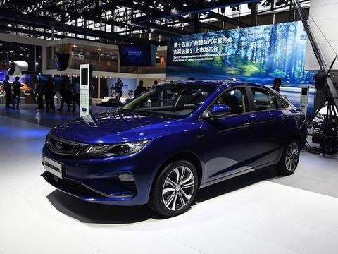 2018款吉利-帝豪GL，内饰更加精致，配置升级，关键是价格很亲民