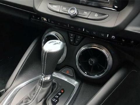 果断放弃宝马3系！选这车媳妇却不太愿意坐