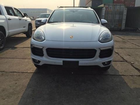 17款保时捷卡宴时尚SUV 带你体验速度与激情