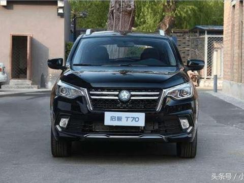 国产这款车价格不高10W左右, 外观更加年轻内视科技感强!