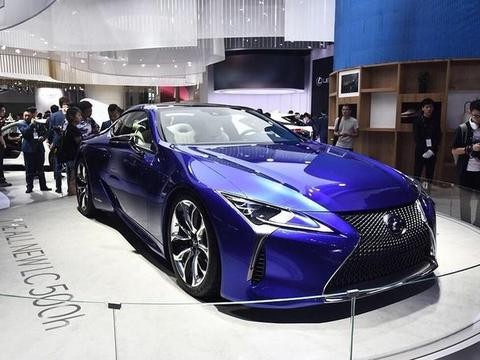 号称陆地太空舱，前脸太夸张，一般人不知道怎么开门！