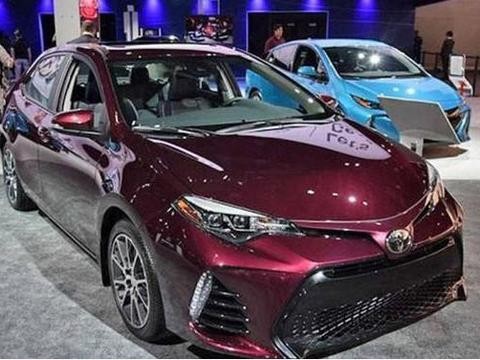 全球销冠王换代，前脸比凯美瑞帅气，配置比朗逸豪华，仅8万要火