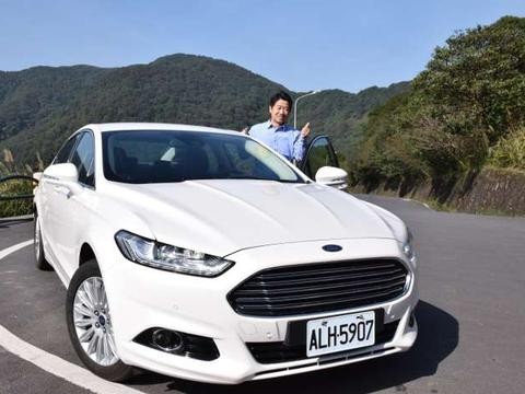 蒙迪欧主打运动，天籁主打商务