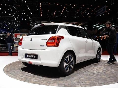 10万买四驱车油耗还5升？你还买大众cc和帕萨特？