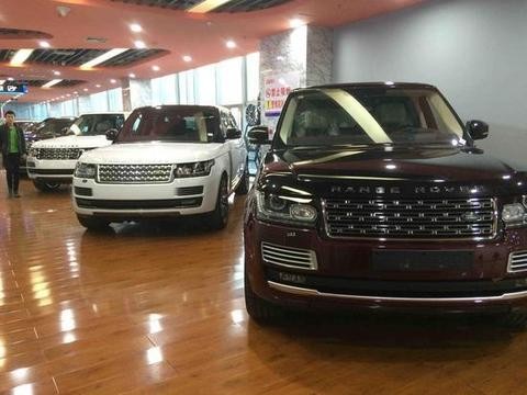 2017款路虎揽胜行政版 大气优雅 动力强劲