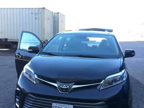 2018款丰田塞纳时尚动感MPV商务车