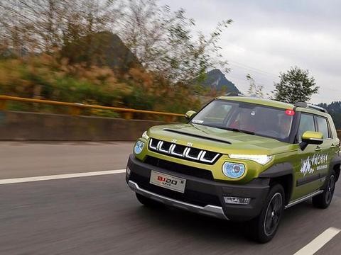 北汽家族最“顺眼”的suv，军工品质完胜合资，配四驱仅9万起