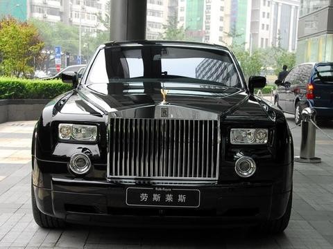 劳斯莱斯最新款豪车，售价1000万英镑，王思聪买得起也肉疼