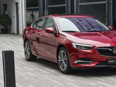 1.5T 9AT，油耗仅6.3升，售17万，你还会买帕萨特吗