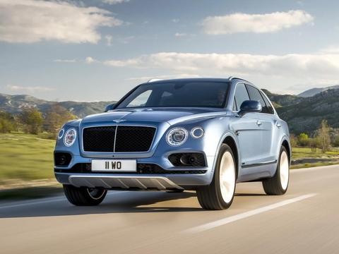 全球加速最快，比添越便宜，比卡宴大一圈，兰博基尼这SUV完美了