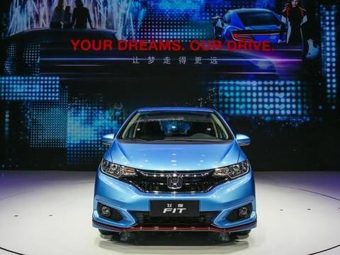 今年还没买到车的不要紧，明年这几台新车正适合你!