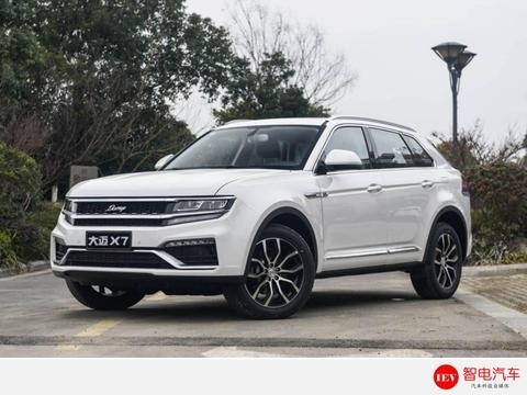 三菱发动机，车长4米74，40万级别的配置，不到12万