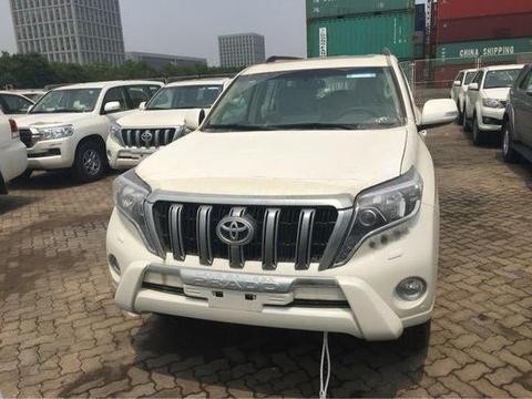 丰田霸道3000柴油版手动挡 满足你的越野要求