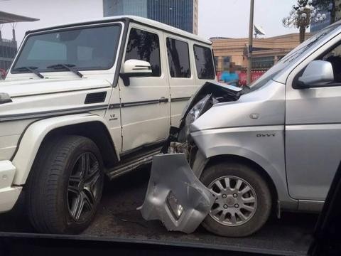 三万块的五菱神车，为何让价值千万的劳斯莱斯闻风丧胆？