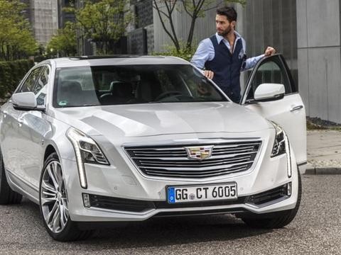 花小钱办大事 这三款车40万的价格却能装100万的逼!