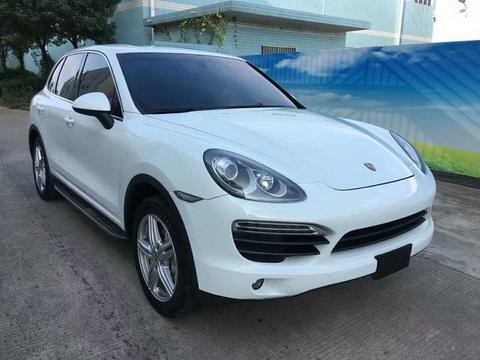 这款保时捷卡宴售价仅37万，网友：买了它我从此不缺爱了！