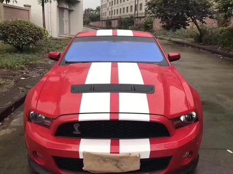 头一次开上野马，还是借小姨子的光