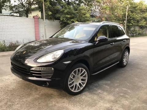 168万落地价的保时捷卡宴，现如今仅售27万，车主：内饰非常不错