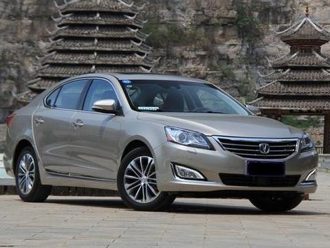 买轿车不要只看合资品牌，这三款自主B级车12万元就能开回家！