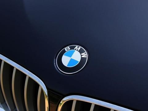 最强大宝马的竟是台1系，比法拉利GTS还贵，BMW真正唯一超跑